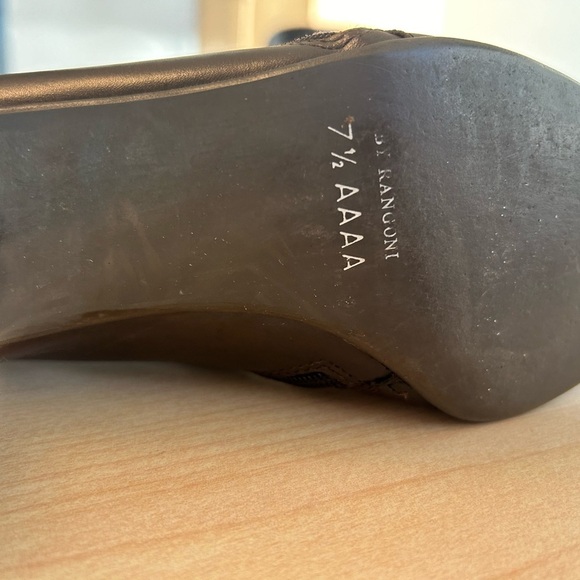 Amalfi by Rangoni leather 7.5 lux deep brown boots a symmetrical side zip - Picture 11 of 14